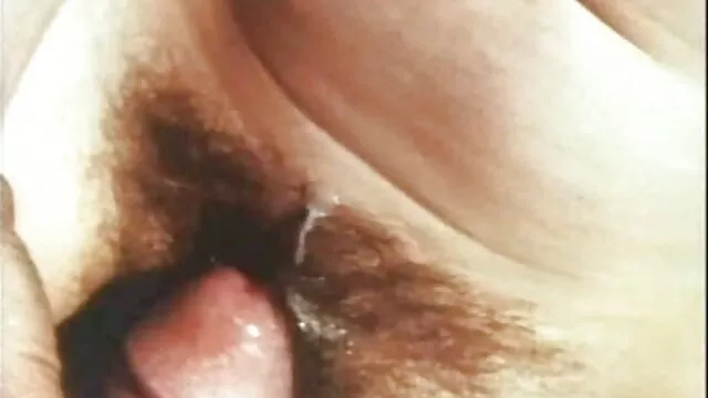 Chico blanco hentay sub español se folla a un negro