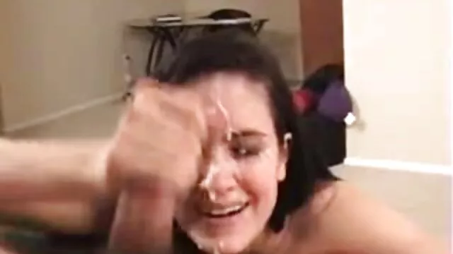 Estas zorras sucias porno hentai subtitulado español adoran ser facializadas