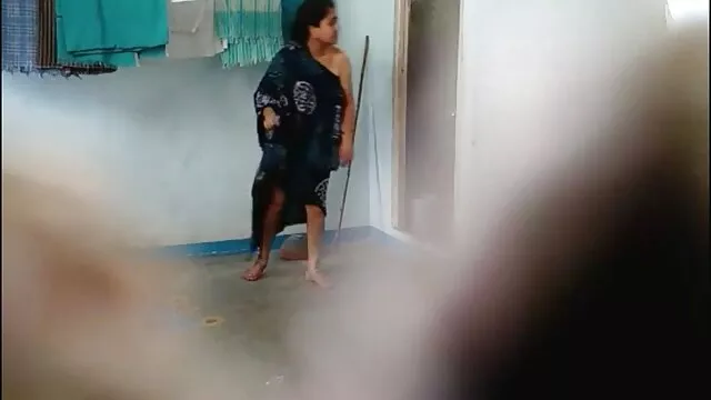 La japonesa Mia folla en la one piece hentai sub español playa con dos samuráis