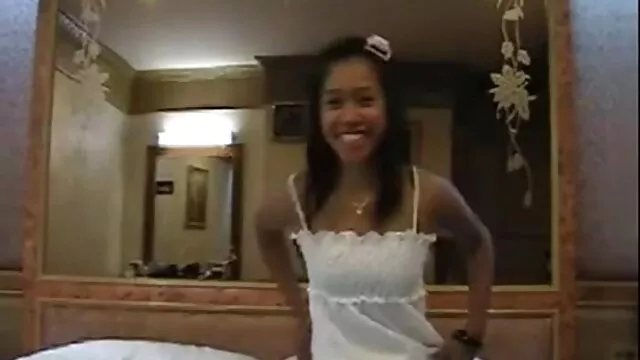 Hermoso culo tiene xnxx subtítulos una polla