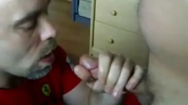 Amigo en el hentai en sub español hospital acaricia su polla caliente