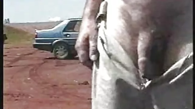 Puta pelirroja loca se folla a sí misma en subespañol xxx anal