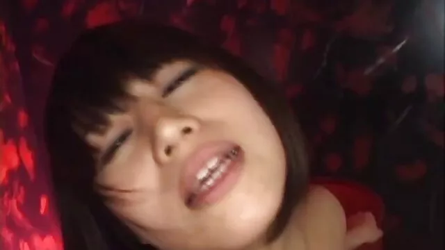 Bonita bebé abrió las xxx hentai subtitulado español piernas muy bien