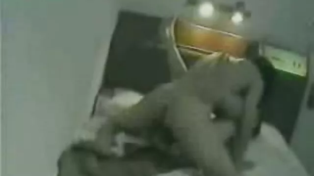 Chico joven seducido a chica hentai xxx sub español de ébano