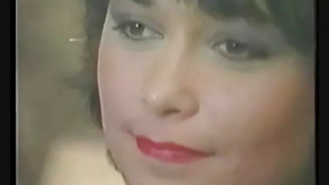 Enorme entrenador se folla video hentai subtitulado a una chica en el simulador