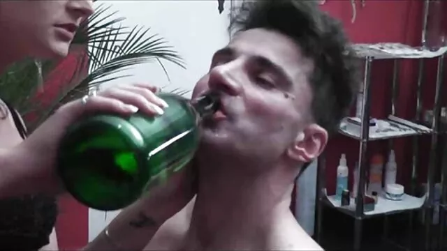 Porno pono sub español casero caliente con una joven estudiante