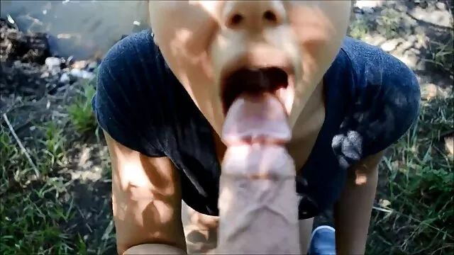 Puta pelirroja chupa y recibe una xnxx subtítulos polla