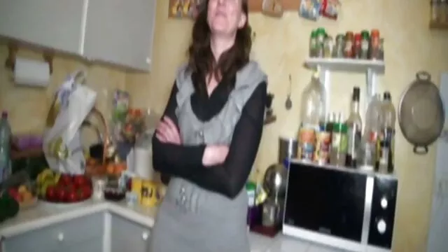 Joven morena Kylie Quinn chupa la polla videos de incesto sub español de un chico y folla